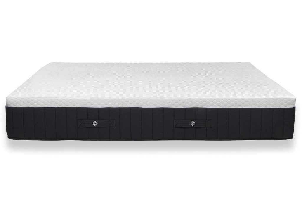 Nest bedding hybrid mattresses