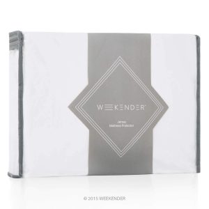 WEEKENDER Fitted Jersey Mattress Protector