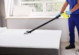 Vacuuming to get rid of scabies on mattress